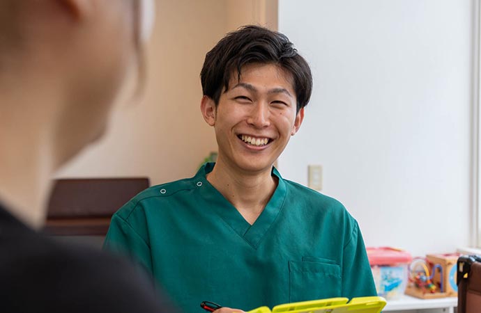 よもぎ鍼灸整骨院の施術風景